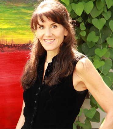 Leanne Venier, Leanne Venier International | Med Tech Business Review | Top RED Light Therapy Product